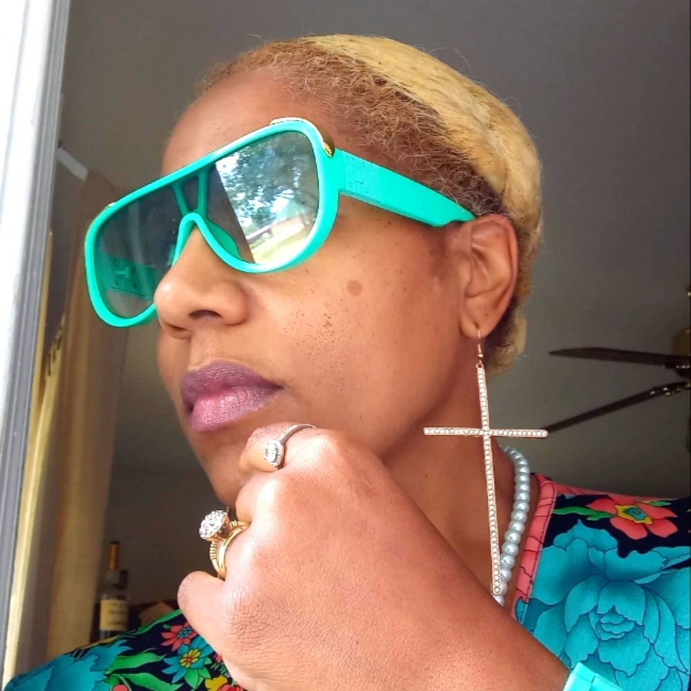TEAL SUNGLASSES